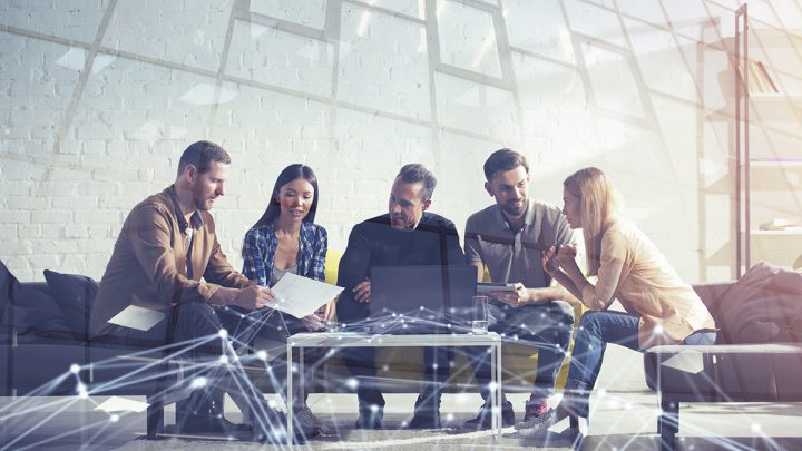 Mudar as pessoas, ou mudar o trabalho? Mudar as pessoas, ou mudar o trabalho?