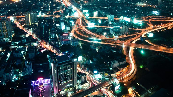 Levar as cidades para o interior e para o mundo